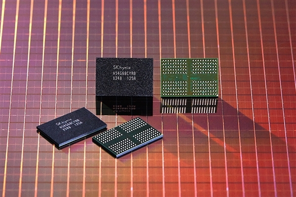 DRAM价格飞涨!低端智能手机最受冲击:将减产涨价