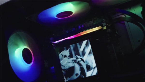 首台国产芯片电竞主机！雷神黑武士猎刃Pro细节公布：玩《英雄联盟》无压力